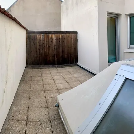 125m2 Au Centre De Apartment
