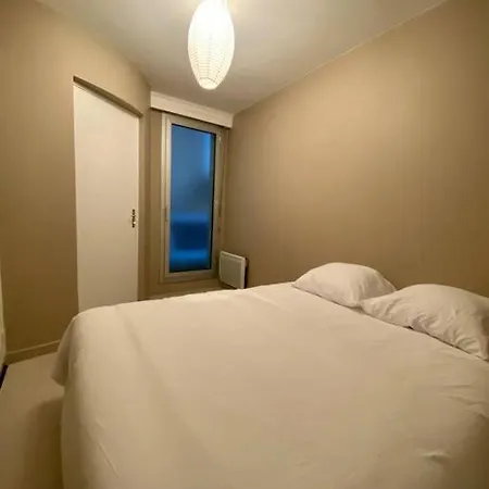 125m2 Au Centre De Apartment