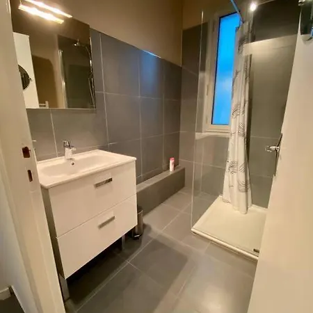 125m2 Au Centre De Apartment
